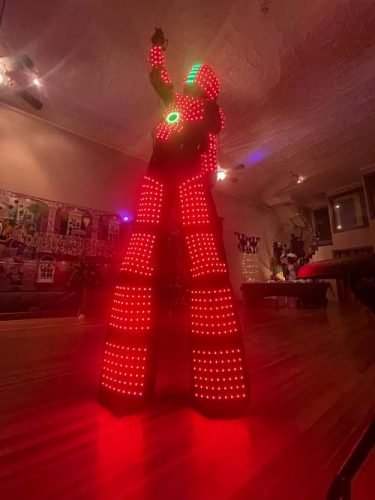 b1e873a2-6c22-42db-8097-71b2d1de07eb