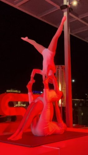 redShoulderStandOnSandwich